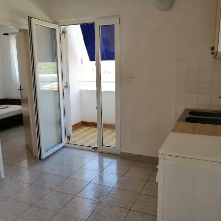 Boni Apartmán Gdinj